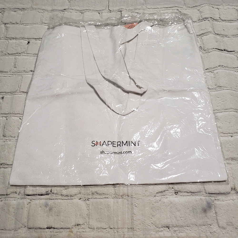 Shapermint Tote Bag. - Picture 4 of 4